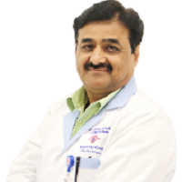 Dr. Yogesh Kapoor