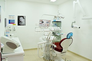 Glow Medical And Dental Center, Dubai