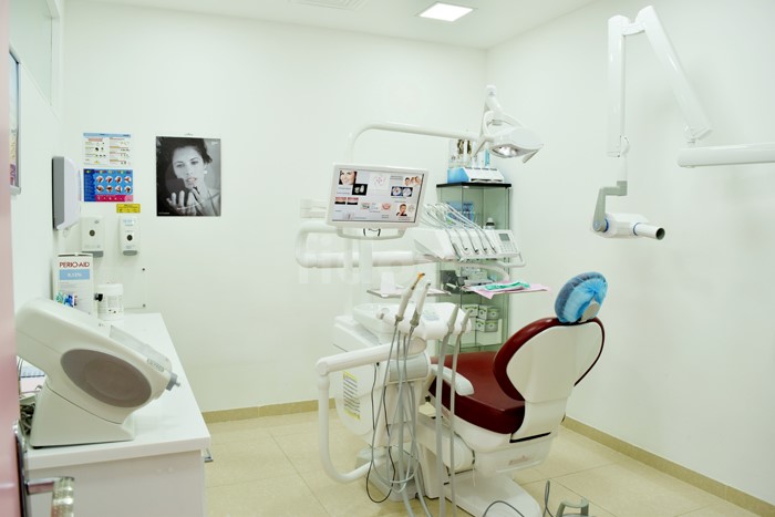 Glow Medical And Dental Center, Dubai