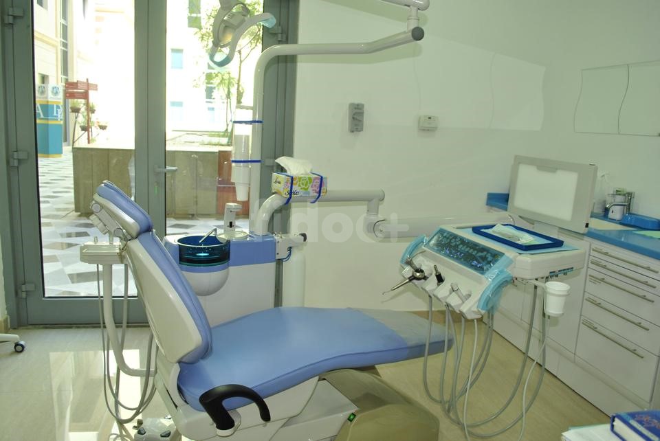 Z O E Dental Clinic, Dubai
