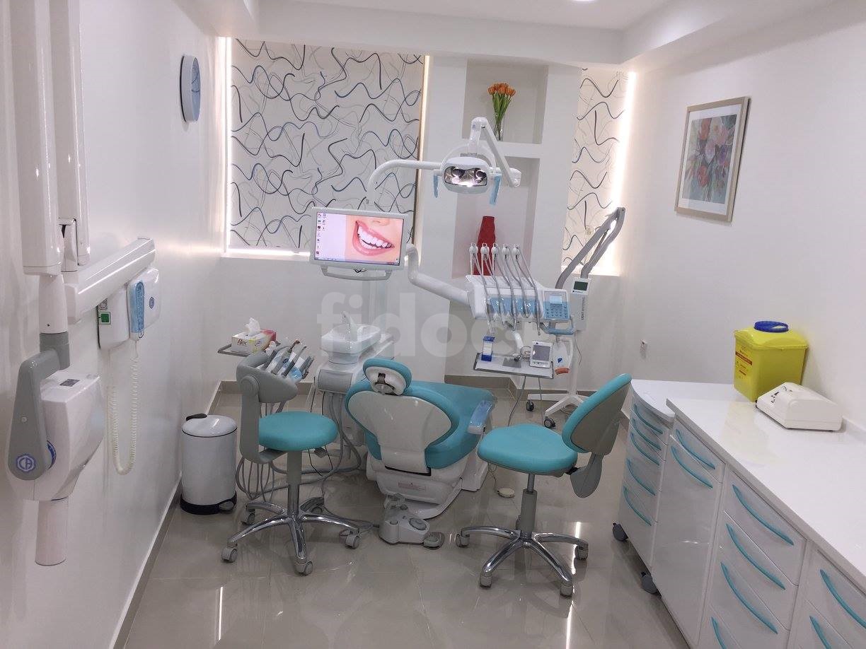 Crystal White Specialty Dental Clinic, Dubai