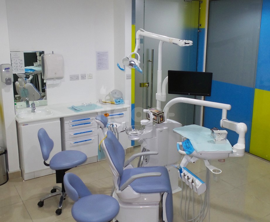 Bright White Dental Center, Dubai