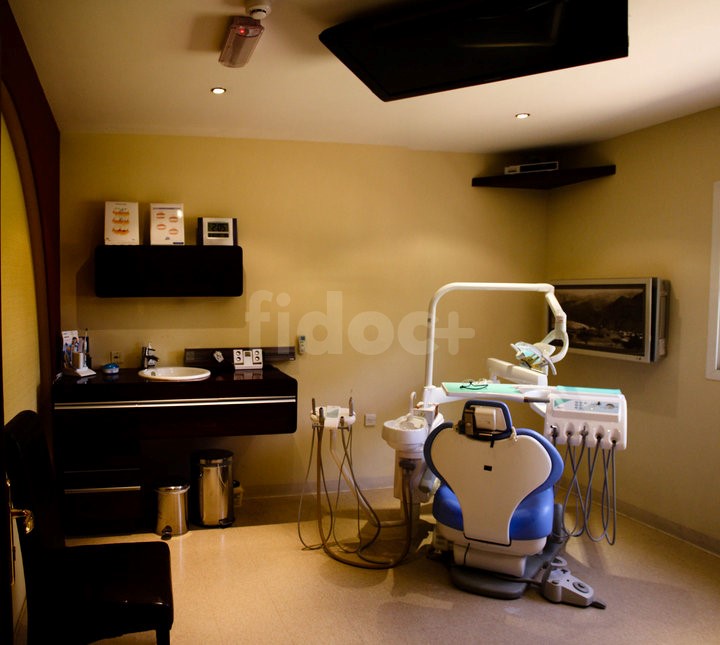 Virginia Dental Clinic, Dubai